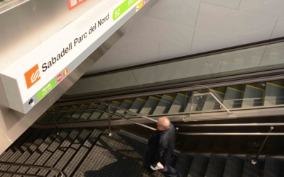 Imatge de l'entrada de l'estació de Parc del Nord. | Foto: Roger Benet