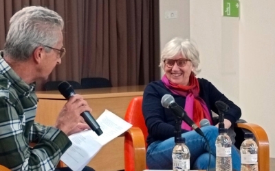 Clara Ponsatí, durant l'acte al Casal Pere Quart | Karen Madrid