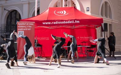 Una actuació durant el programa especial del Dia de la Ràdio | Roger Benet