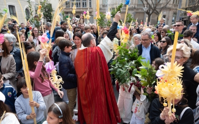 Mossen Xavi Farrés, beneint els palmons | Roger Benet