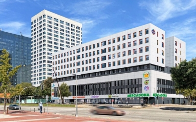 Imatge de com quedarà el recuperat Del Llac Center | López Real Inversiones 2021