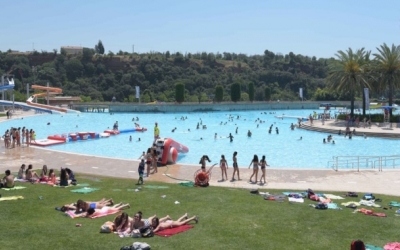 Marta Farrés defensa que cal obrir les piscines municipals