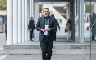 Manel Bustos arribant als Jutjats de Sabadell en el dia de la celebració de la peça 33 del Cas Mercuri 