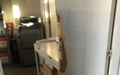 Una porta rebentada de les oficines del Joan Murtró | Cedida