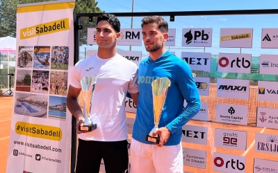 Miguel Damas i Nikolas Sánchez Izquierdo després de recollir els guardons | Adrián Arroyo