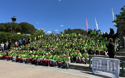 Més de 400 alumnes netegen el Parc Catalunya amb la Clean Run Race