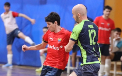 Povedano, defensant un jugador visitant | @futsalmataro