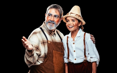 Dos dels protagonistes del muntatge en una foto promocional | Sergi Panizo / Joventut de la Faràndula