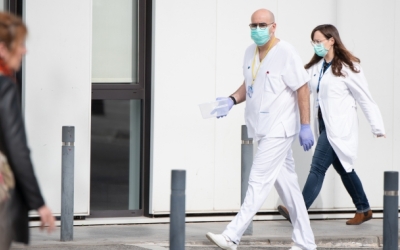 La UAB impulsa una càtedra sobre la salut mental dels professionals de la salut 