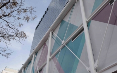 Imatge de la façana del centre comercial Paddock | Roger Benet