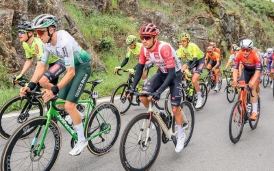 David Domínguez, en una cursa aquesta temporada amb el seu equip | Aviludo Louletano