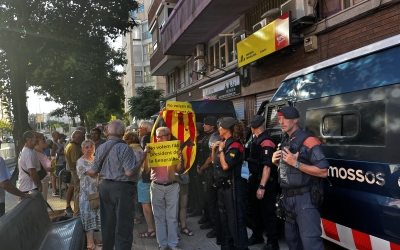 Els manifestants han fet proclames contra Esquerra Republicana | Mireia Sans