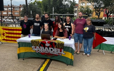 Membres de la Comissió de Festes Populars durant la roda de premsa | Mireia Sans