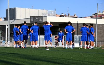 Entrenament del Juvenil 'A' arlequinat a Olímpia | FutbaseCES