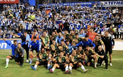 Comunió entre els jugadors i la graderia en l'últim desplaçament | Críspulo Díaz