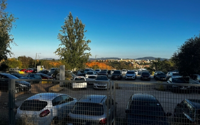 Aparcament de sorra a tocar de la Torre de l'Aigua | Mireia Sans