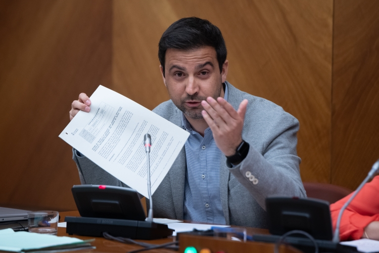 Pol Gibert al ple municipal | Roger Benet