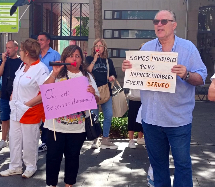 Treballadors del servei de neteja, protestant | Karen Madrid