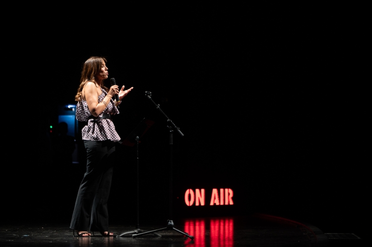 Marta Farrés durant el seu discurs